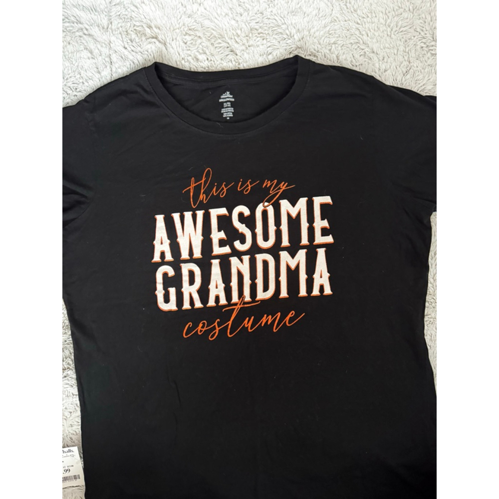 Way to Celebrate Brand Size XL Womens Tee - Awesome Grandma Costume - Picture 2 of 4